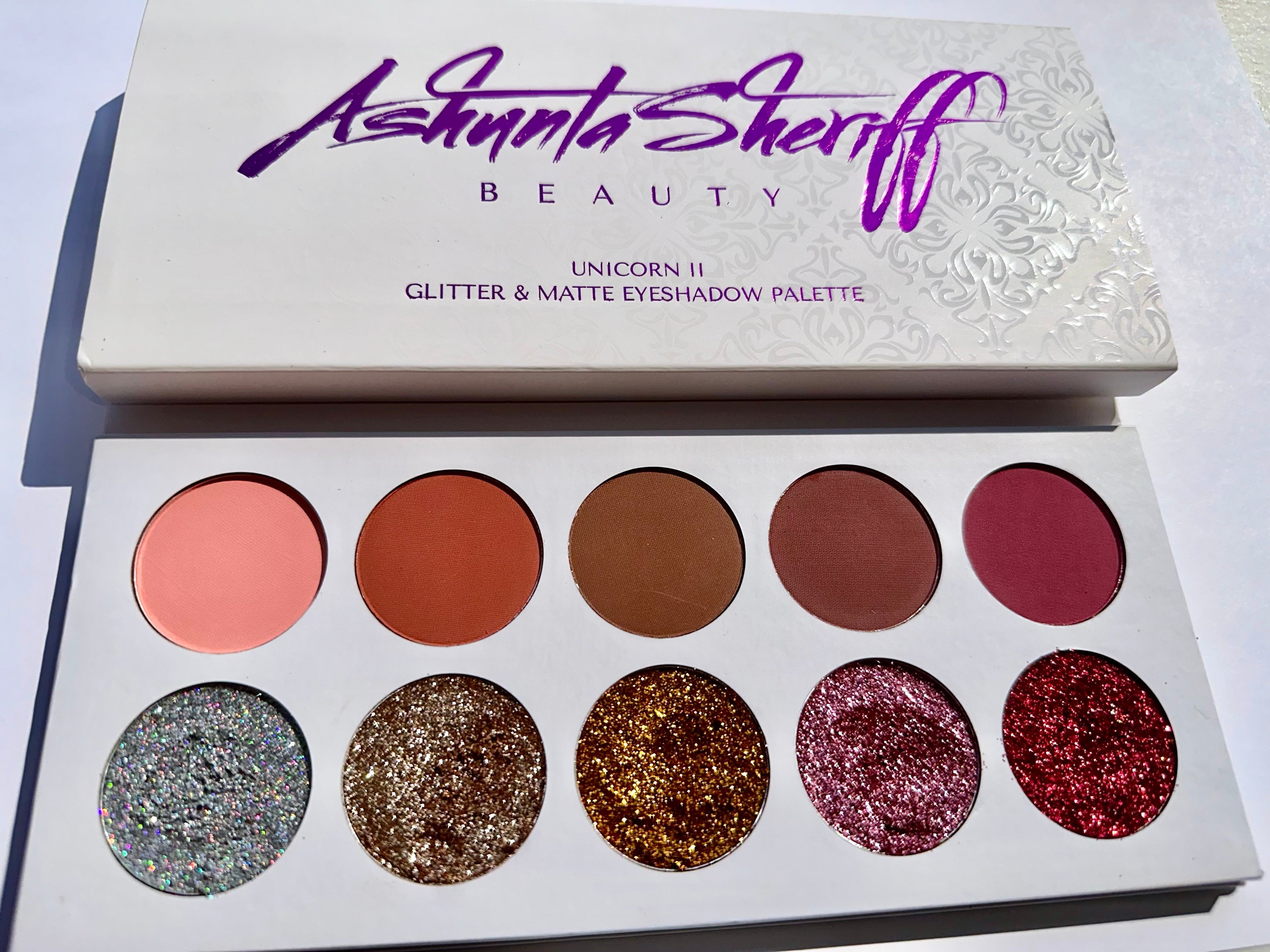 Ashunta Sheriff Beauty Unicorn II Glitter & Matte Shadow Palette