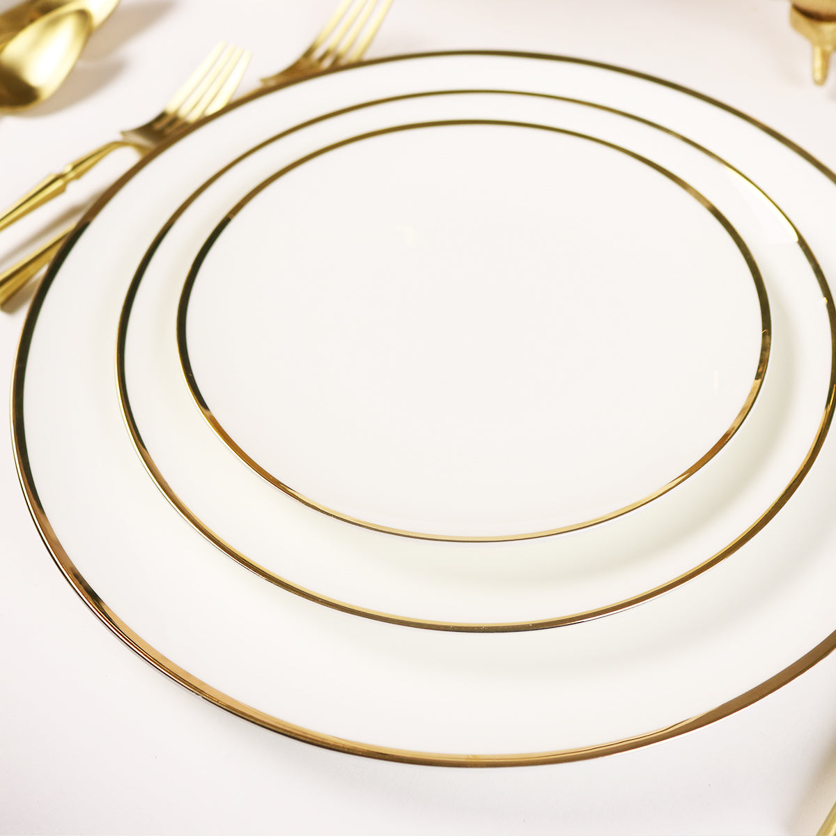 Narrow Gold Rim Salad Plate Plate- Set of 4