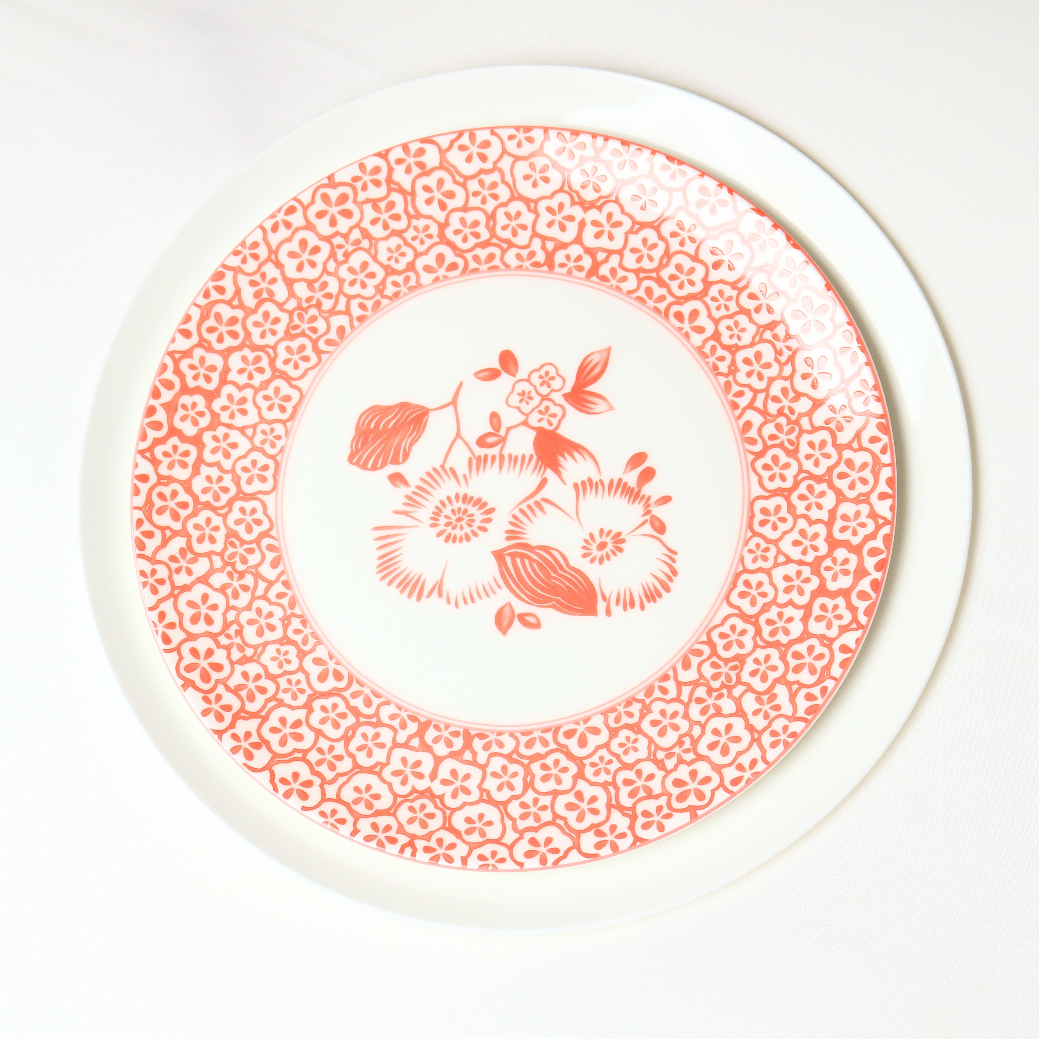 Coral  patterened Accent Plate - Set of 4